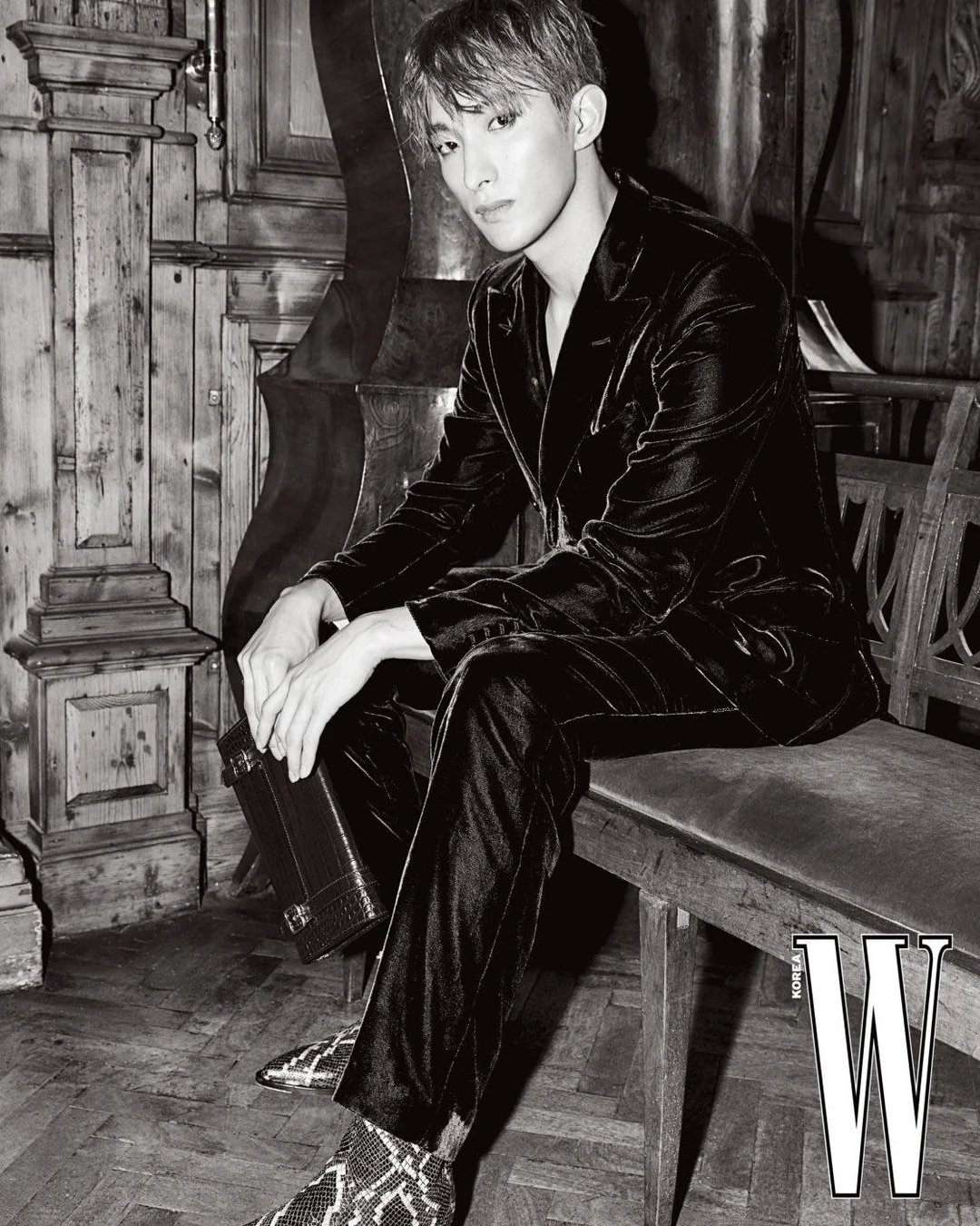 230320 DK for W Korea (April 2023 issue pictorial)