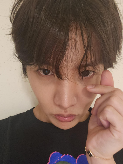 Hobi on Weverse - 7 March 2023