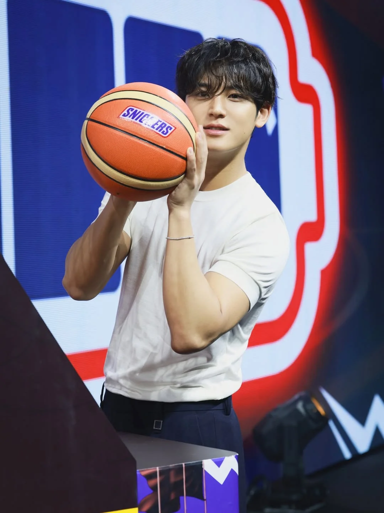 Mingyu X Snickers Philippines - Instagram Update, 13 April 2026