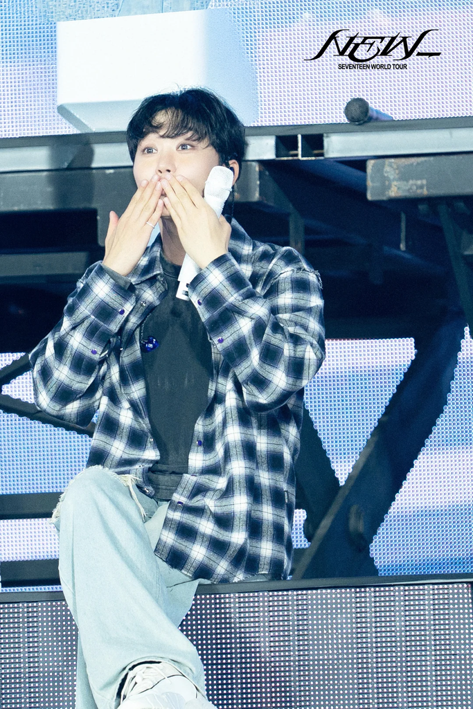 Seventeen World Tour [NEW_] Preview Cuts #1 - Seungkwan